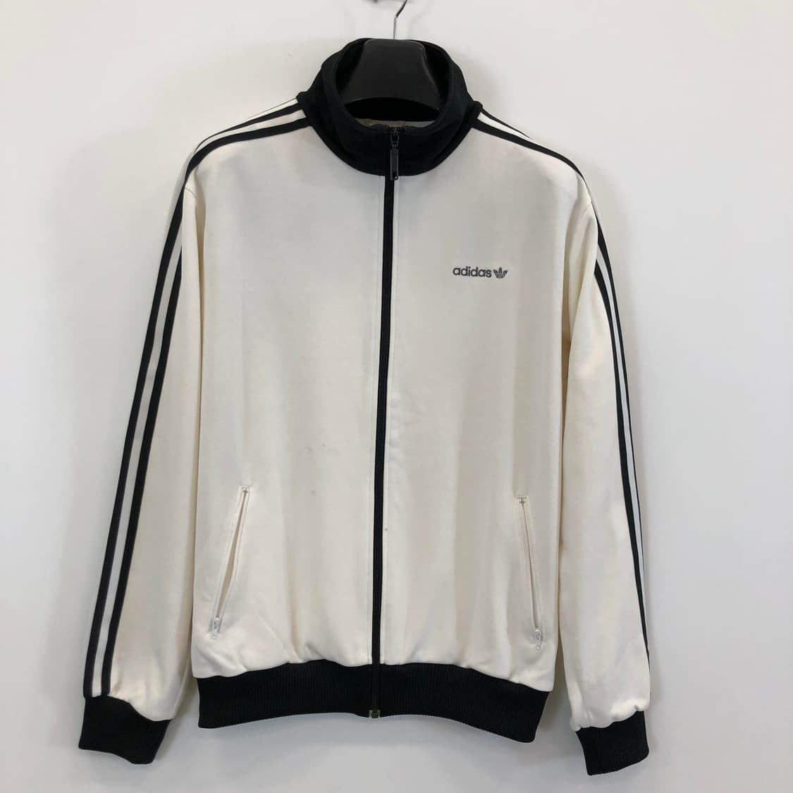 아디다스 베켄바우어져지 100 검,흰 상품이미지1