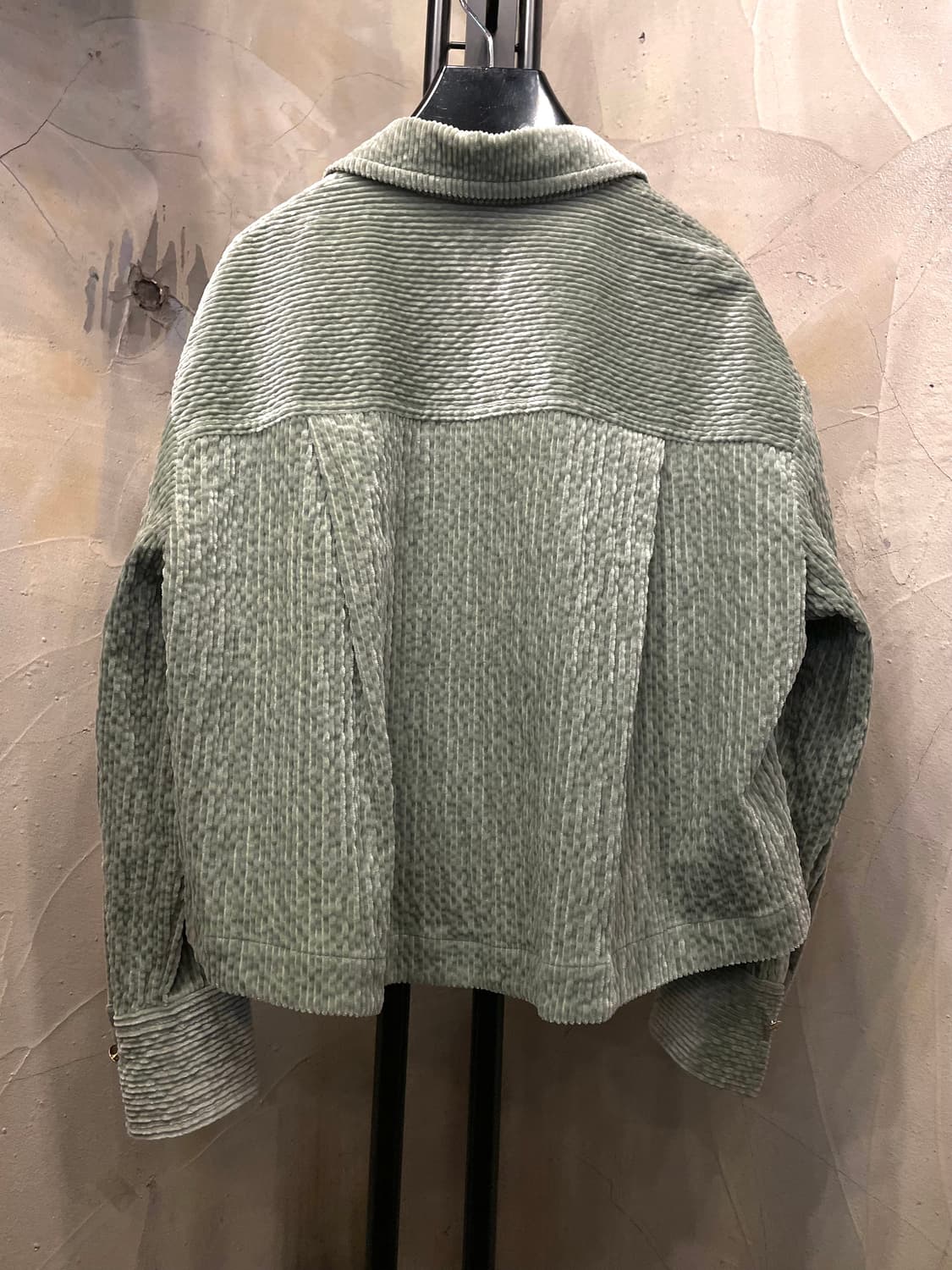 한섬 오즈세컨 텍스처드 셔츠형 자켓 55~66 상품이미지4