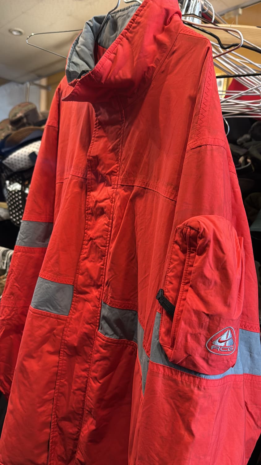 Nike ACG 빨간색 아우터 레이어 105 상품이미지3