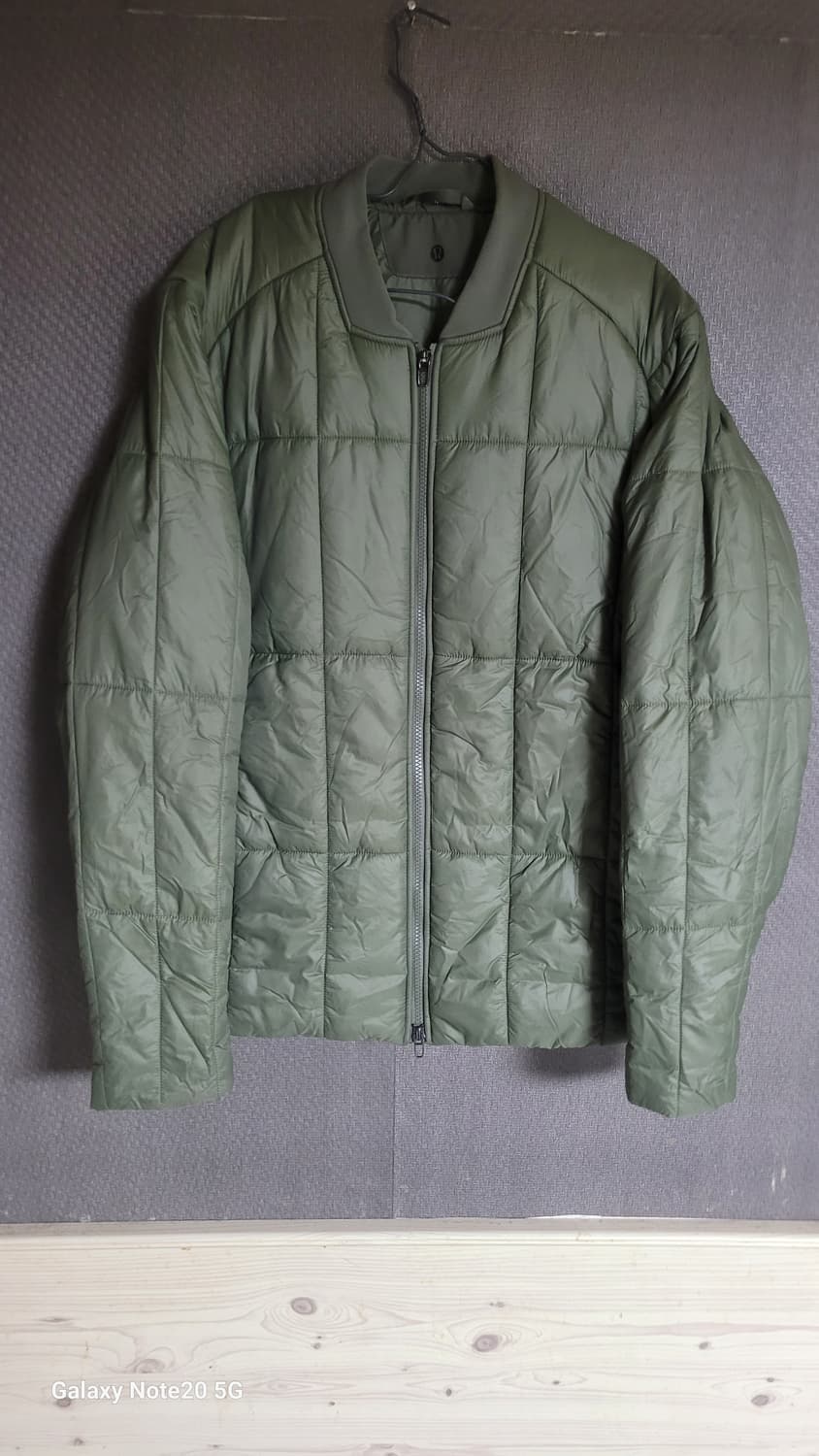 룰루레몬 프리마로프트 패딩 상품이미지1