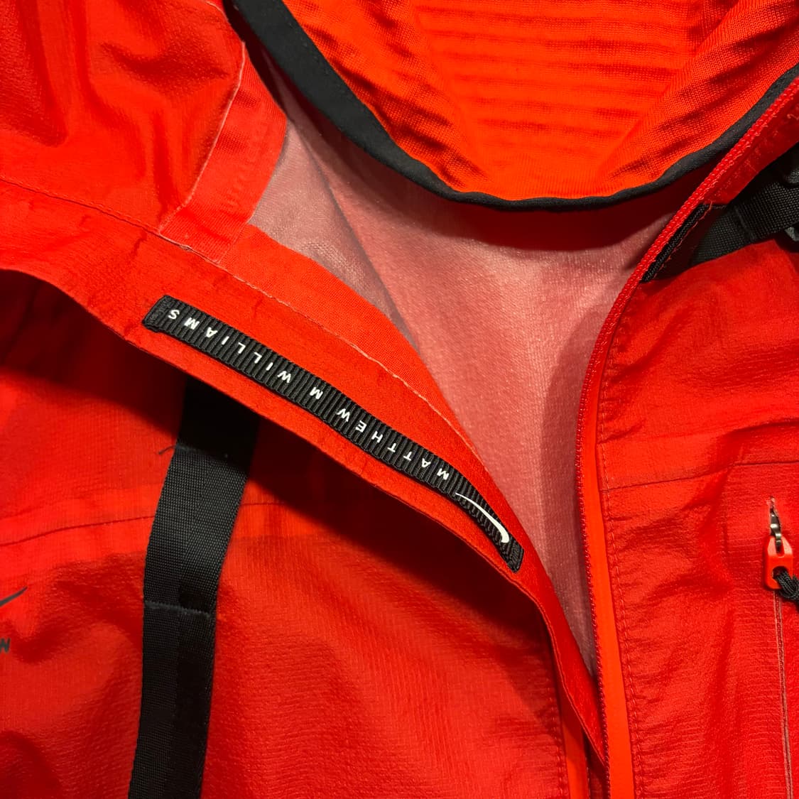 [M] 나이키 MMW 매튜 레드 후드 바람막이 자켓 D408 상품이미지6