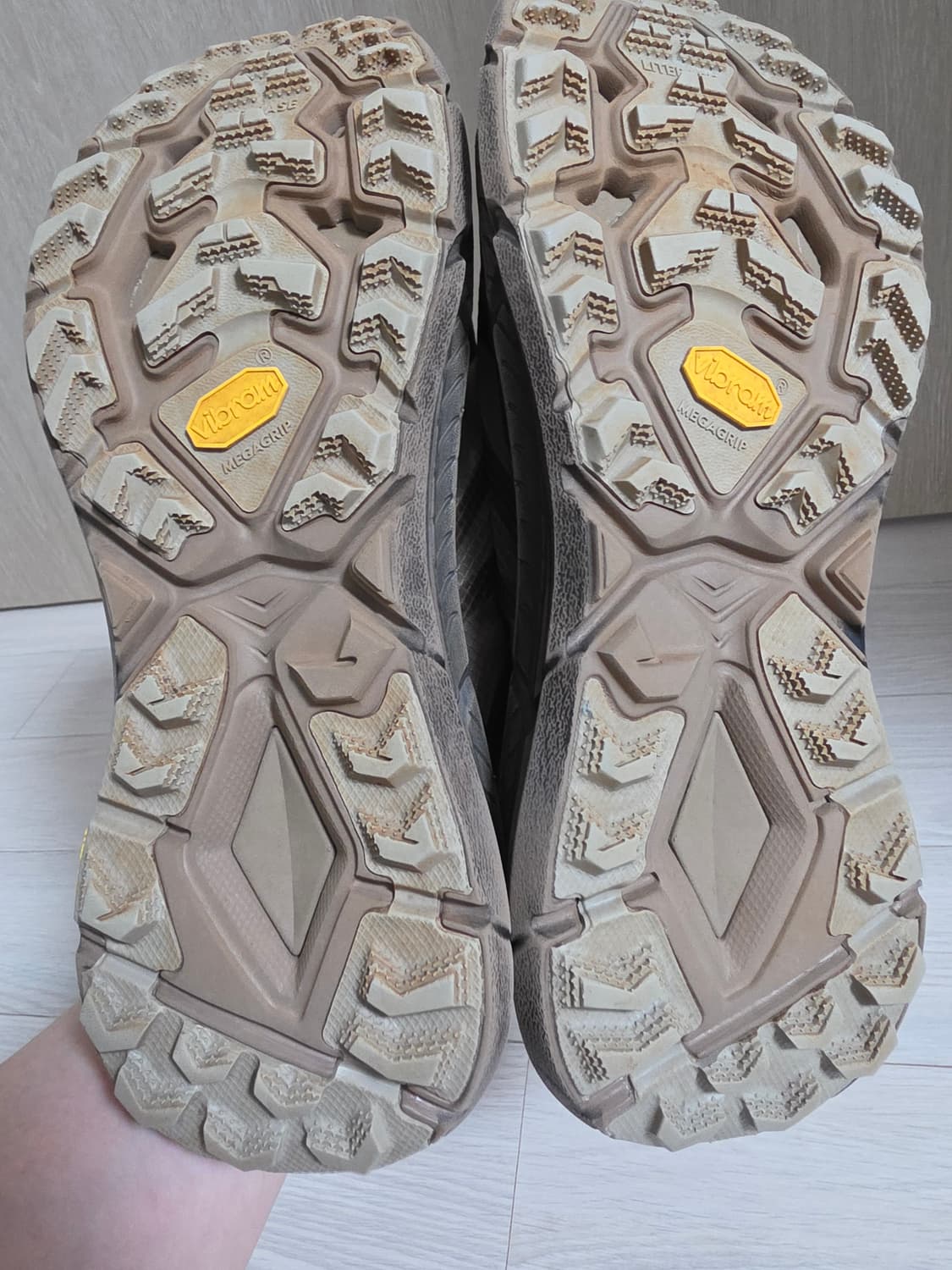 [260] <초S급>  호카x새티스파이 스피드4 마파테 라이트러버 상품이미지8