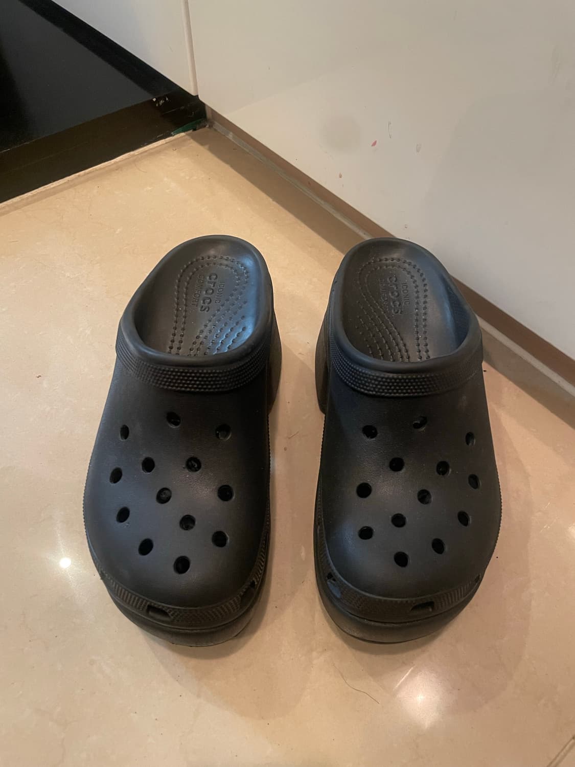 크록스 사이렌 블랙 230 상품이미지3