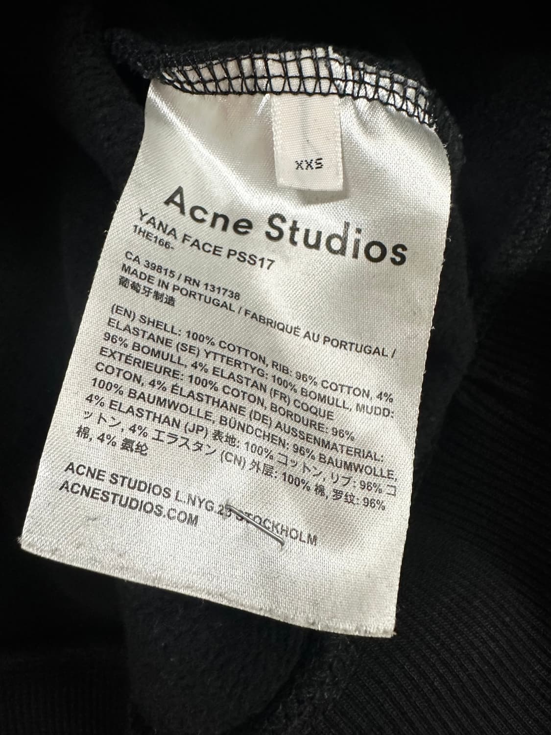 아크네 스튜디오 야나페이스 블랙 맨투맨 상품이미지6