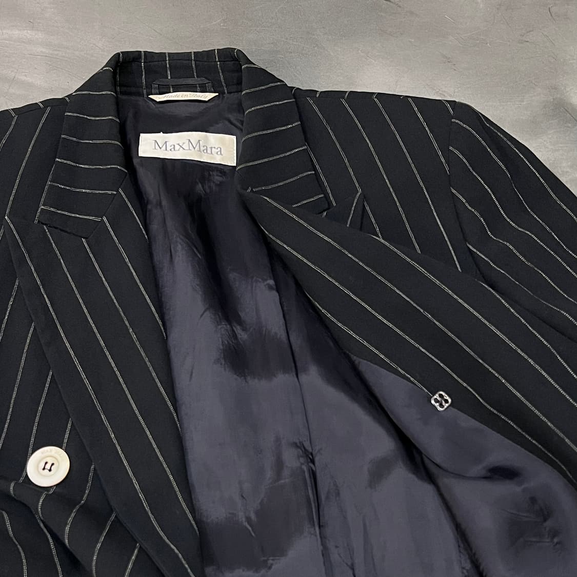  막스마라 스트라이프 더블 블레이저 y16074 상품이미지5