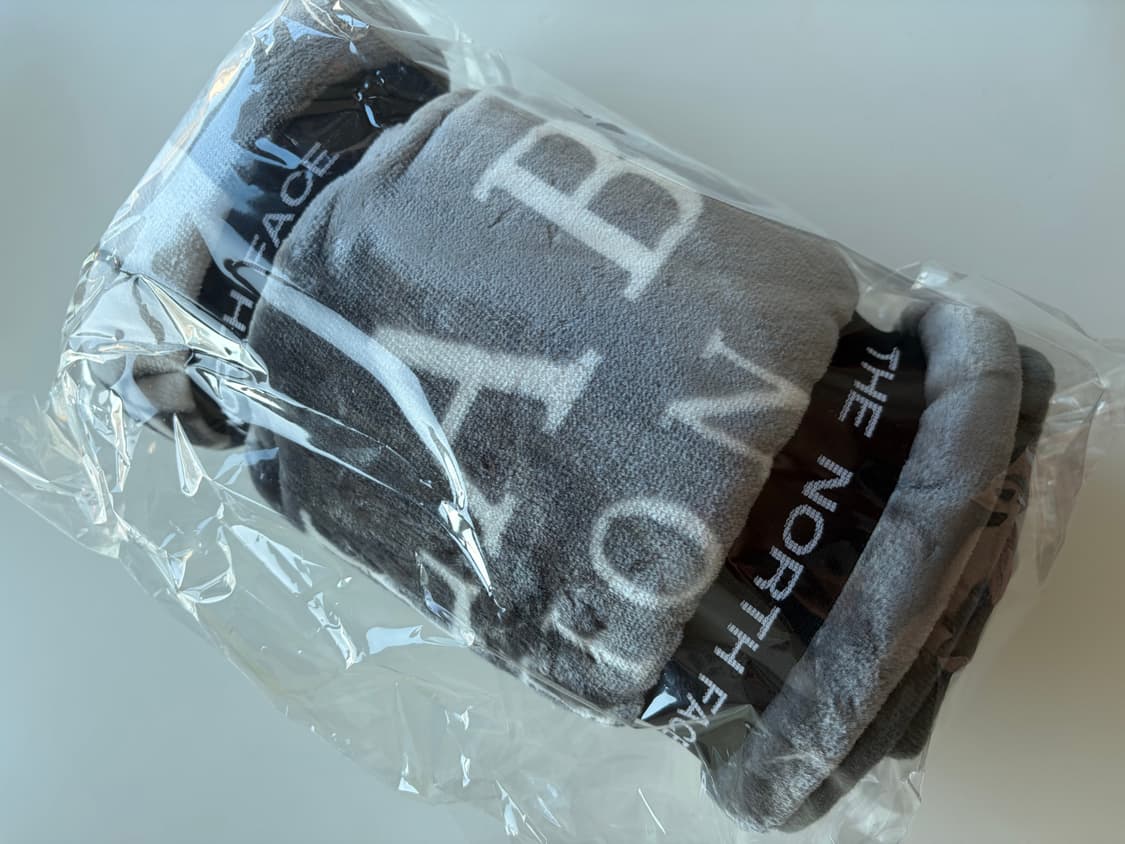 [급처] 25fw 노스페이스 캠핑세트 (쿠션+담요) 새상품 싸게드려용! 상품이미지4