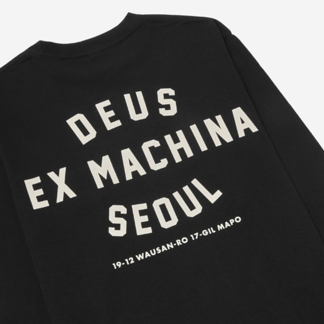 데우스 엑스 마키나 서울 컬리지 롱슬리브 티셔츠 블랙 상품이미지3