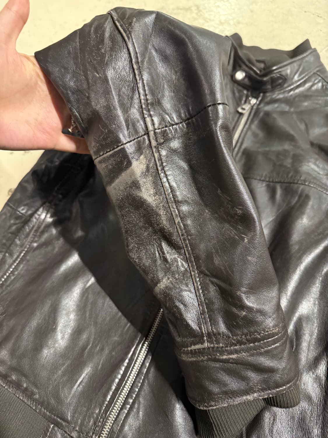 AKM neck button point leather jacket 상품이미지5