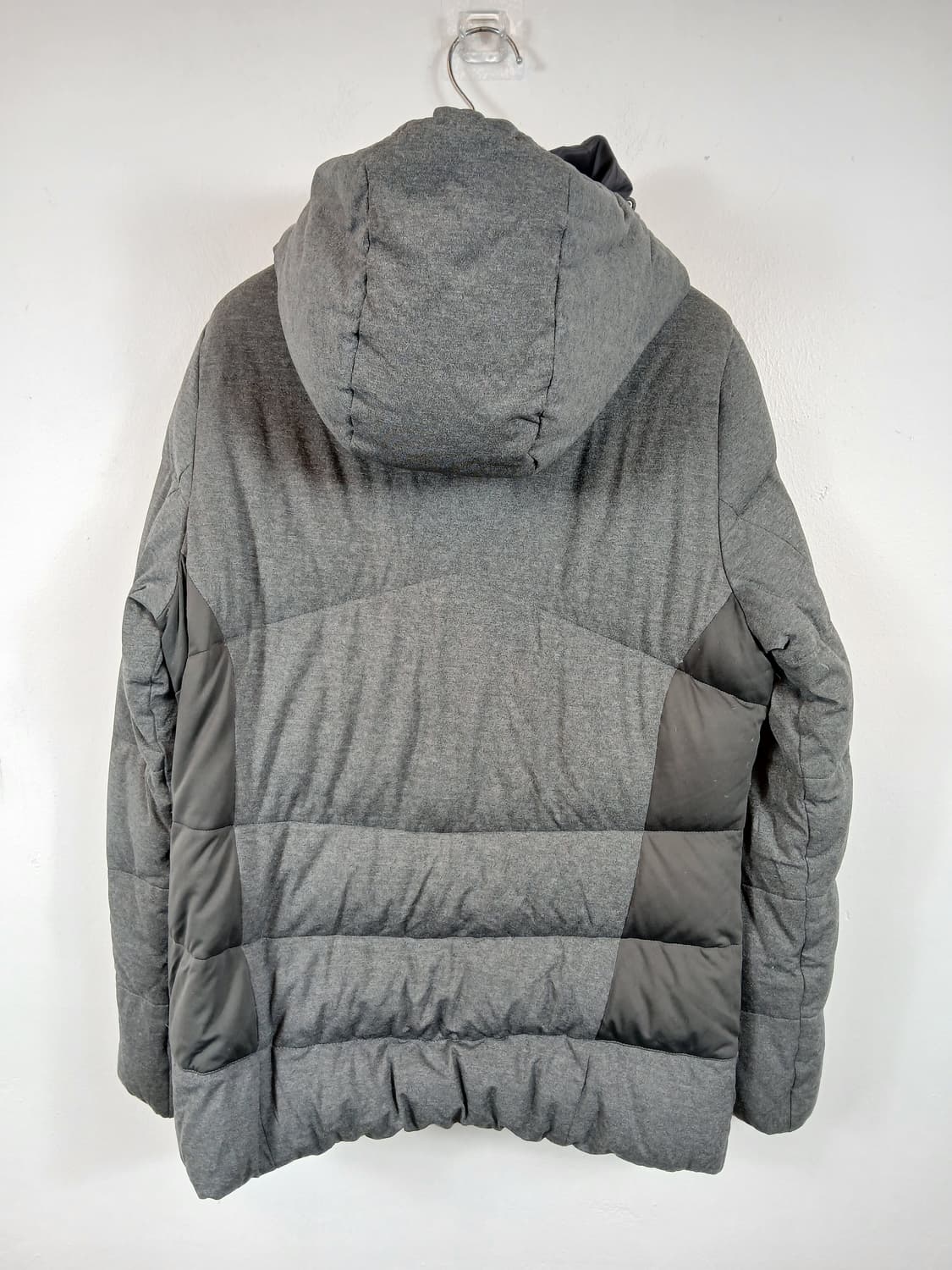 아디다스 러닝우먼 후드다운패딩 그레이 95 M 상품이미지7