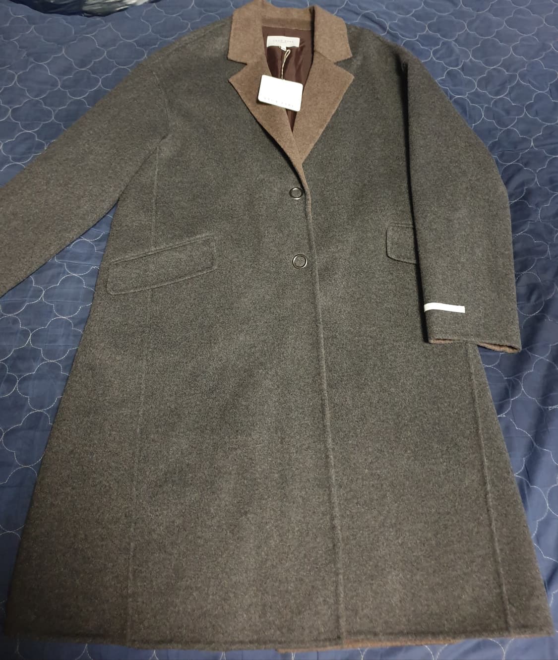 (새상품) VEUX ETRE 핸드메이드 울혼방 배색 싱글코트 (66). 상품이미지1