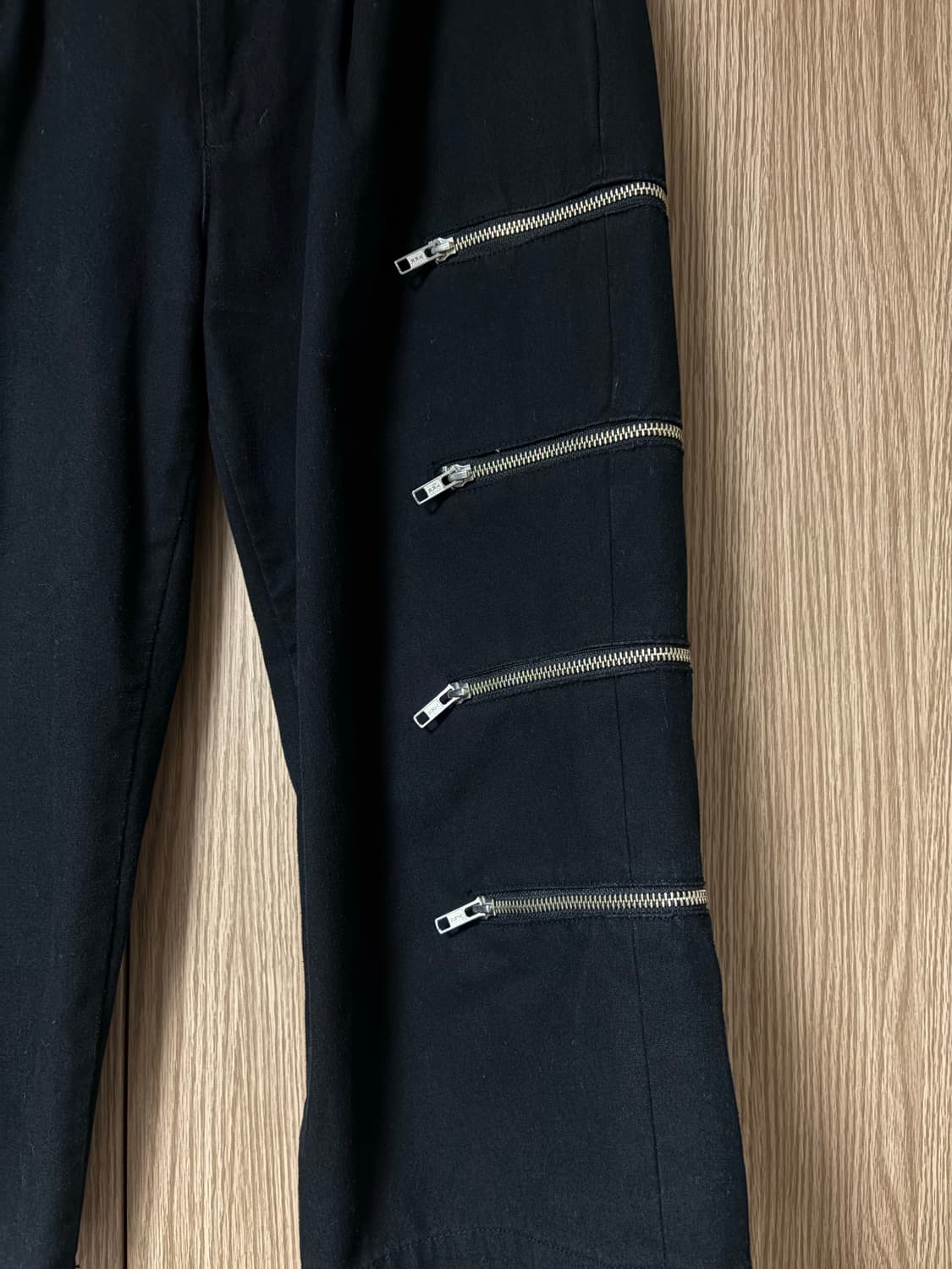 이지비지 멀티 지퍼 팬츠 L 사이즈 상품이미지3