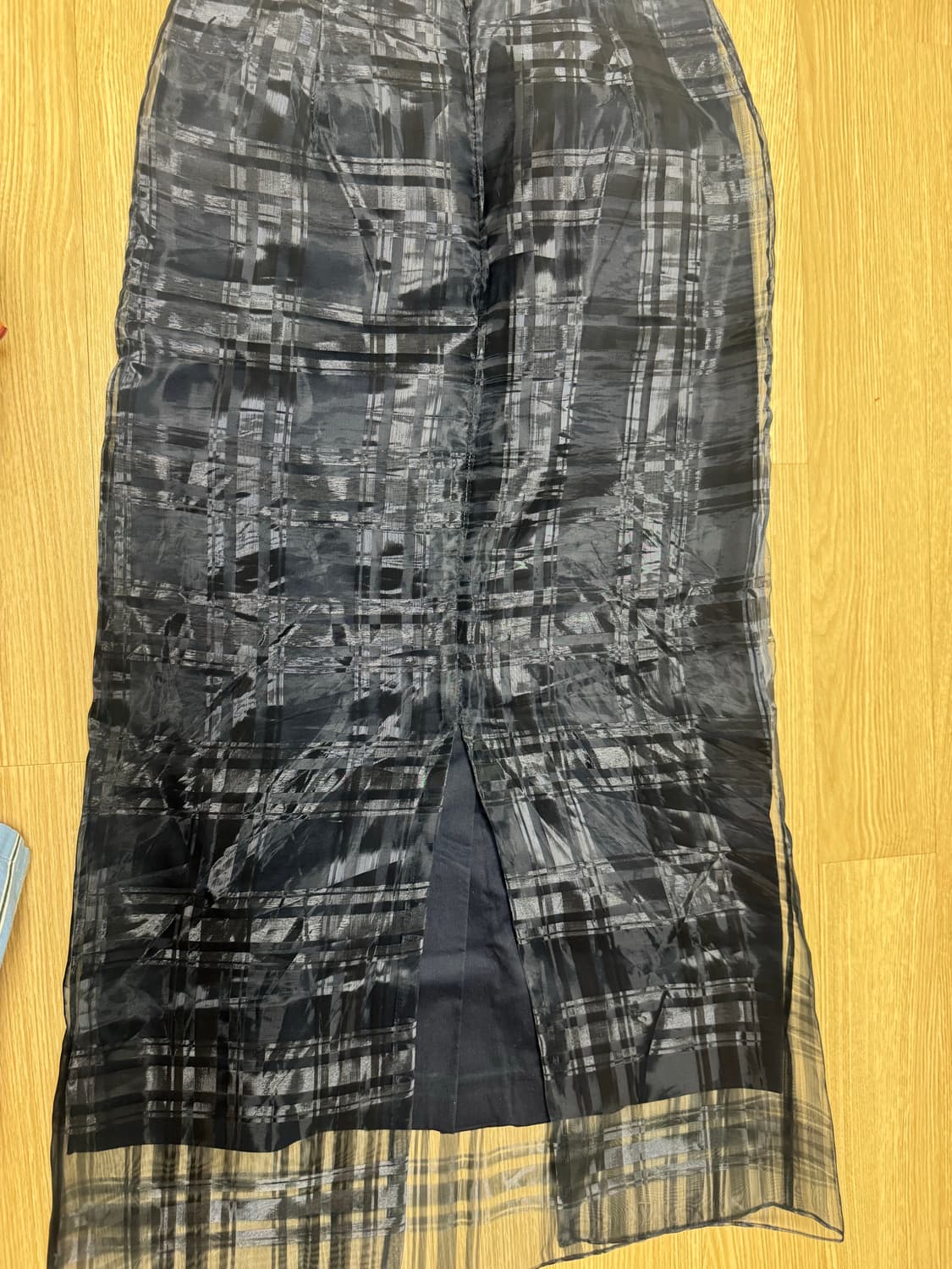 Hwi CHECK SHEER SKIRT 1사이즈 상품이미지3