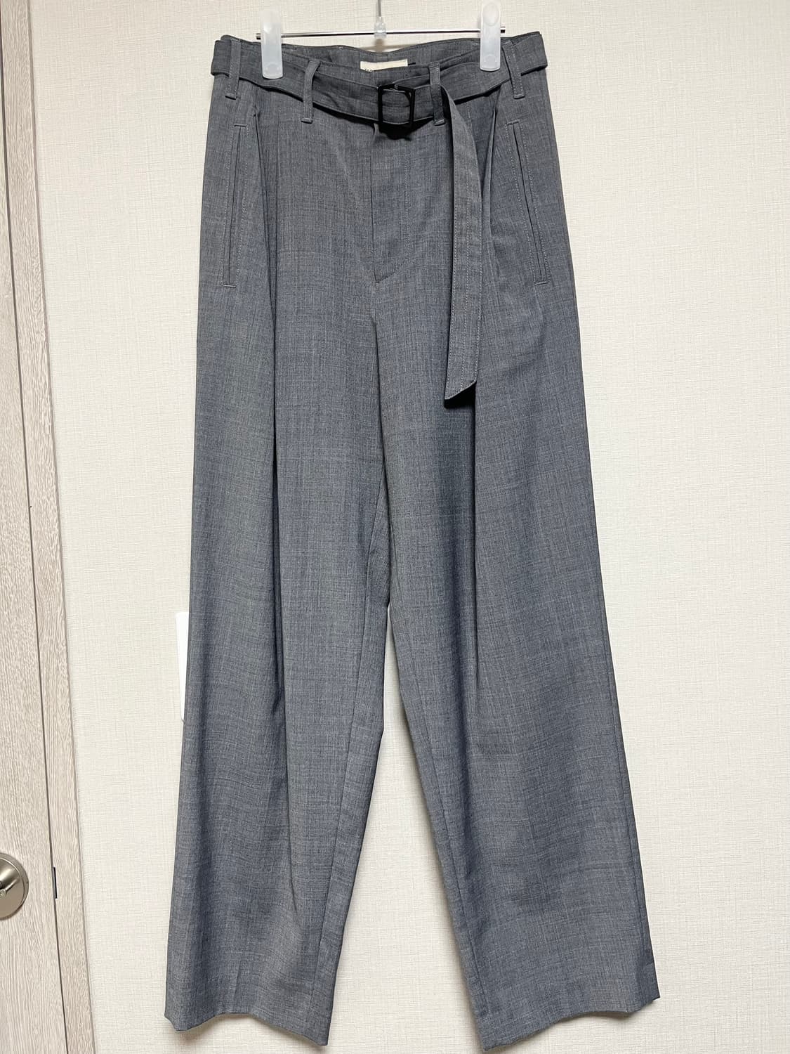 [XS] 파사드패턴 썸머울 벨티드 팬츠 차콜 상품이미지8