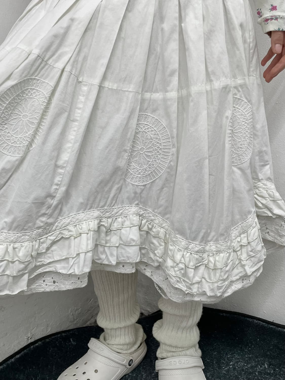 화이트 러플 자수 캉캉 스커트 상품이미지3