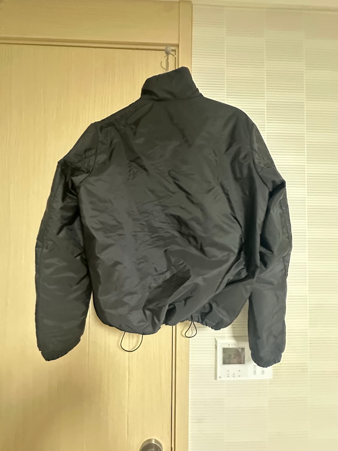 프라다 바람막이 자켓 상품이미지2