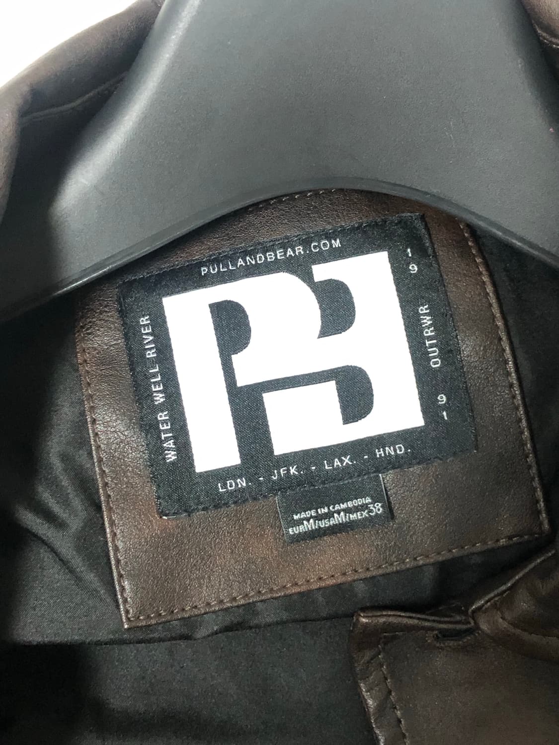 풀 앤 베어 faux leather coat 상품이미지6