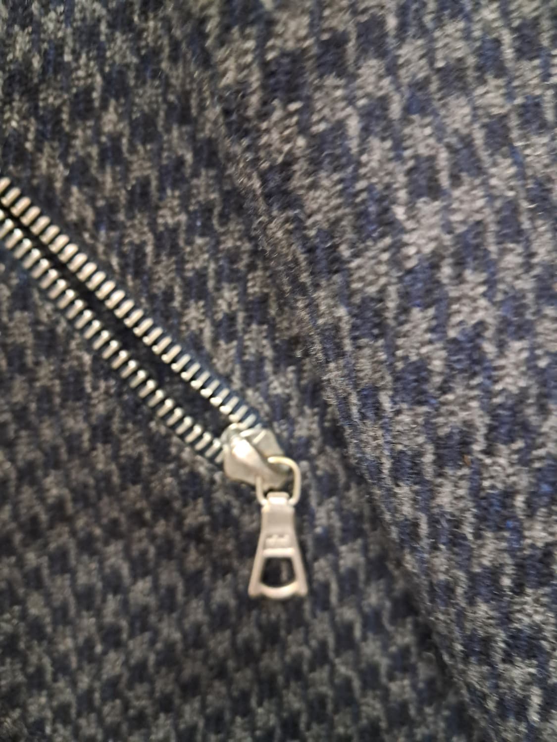 드리반노튼 울캐시미어 자켓 아카이브 상품이미지3