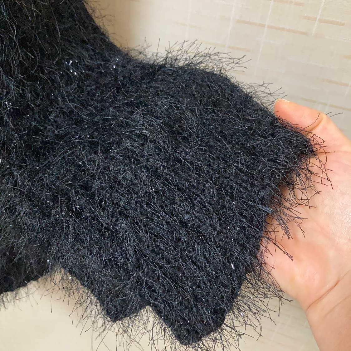 반짝임이 있는 너무 예쁜 니트 블랙 숄. 머플러 상품이미지7