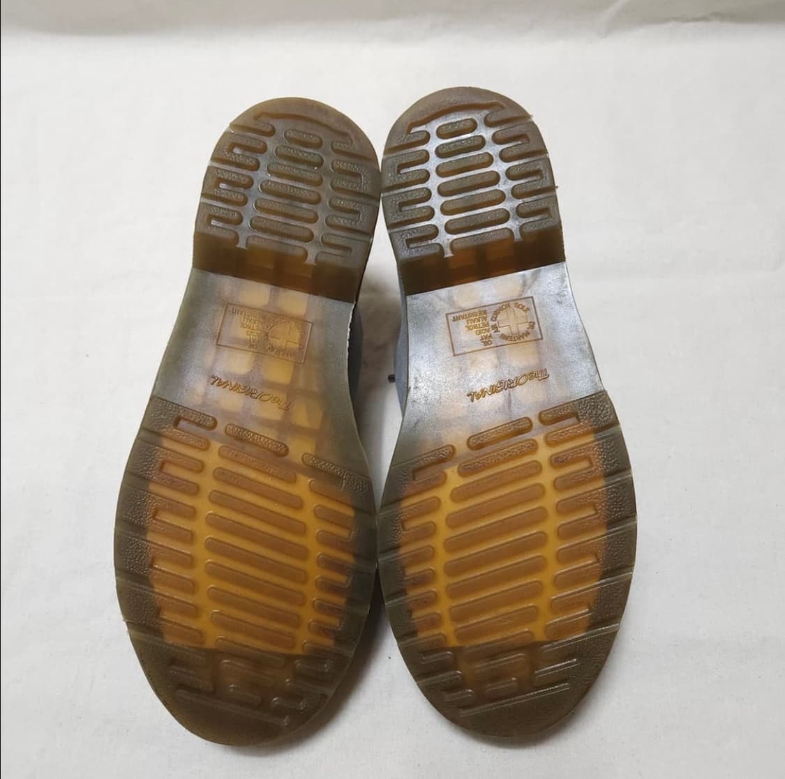 닥터마틴 1461 그레이 스웨이드 3홀 상품이미지7