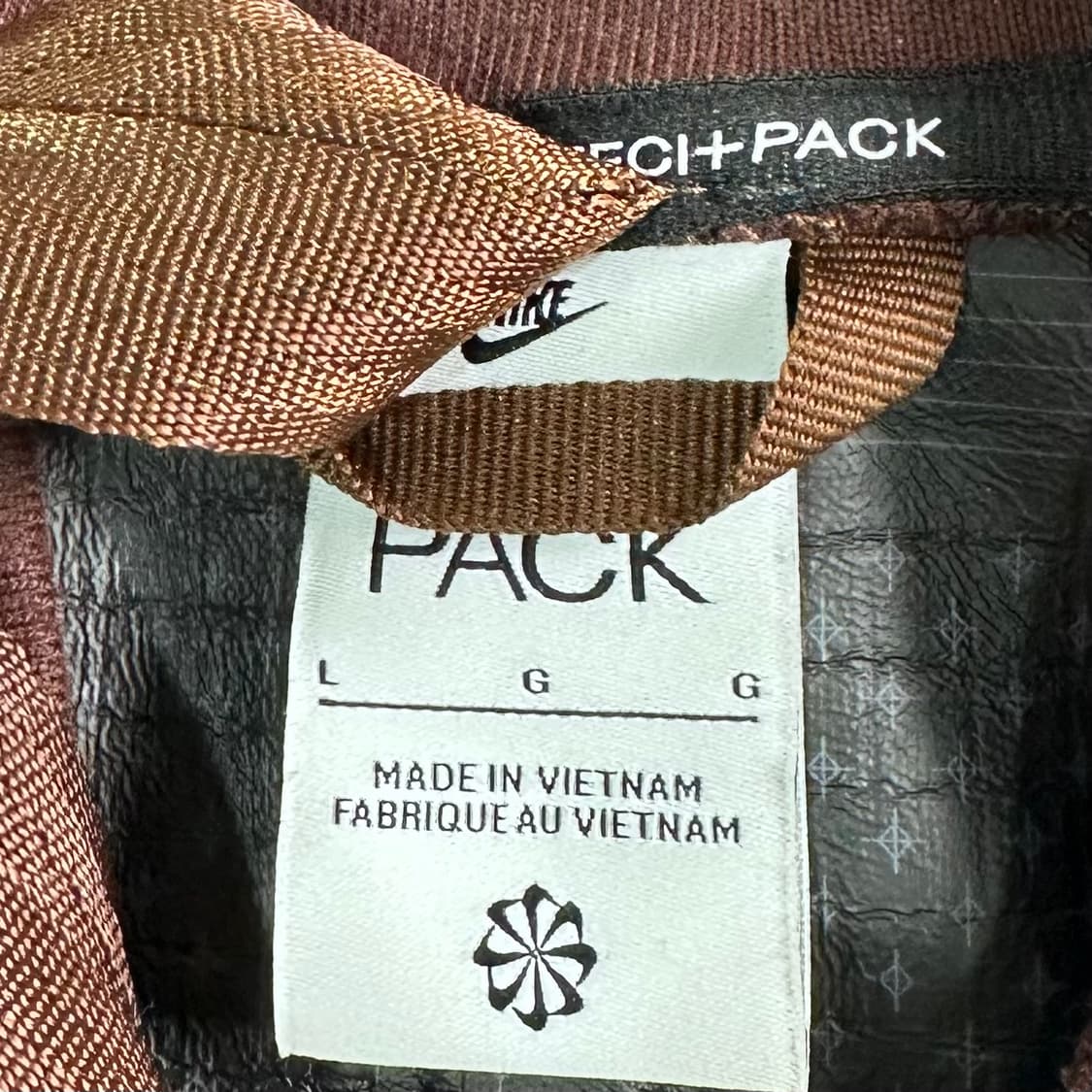 나이키 스톰 핏 테크팩 언라인드 봄버 상품이미지9