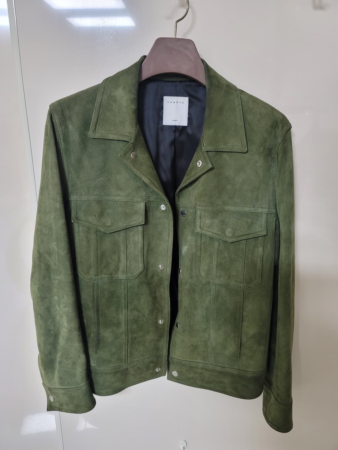 산드로옴므 카키색 양가죽  스웨이드 트러커 자켓 46표기 100정사이즈 상품이미지1