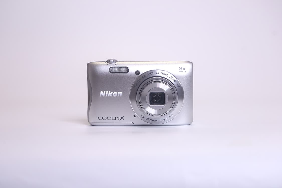 니콘 쿨픽스 S3700 실버 상품이미지1