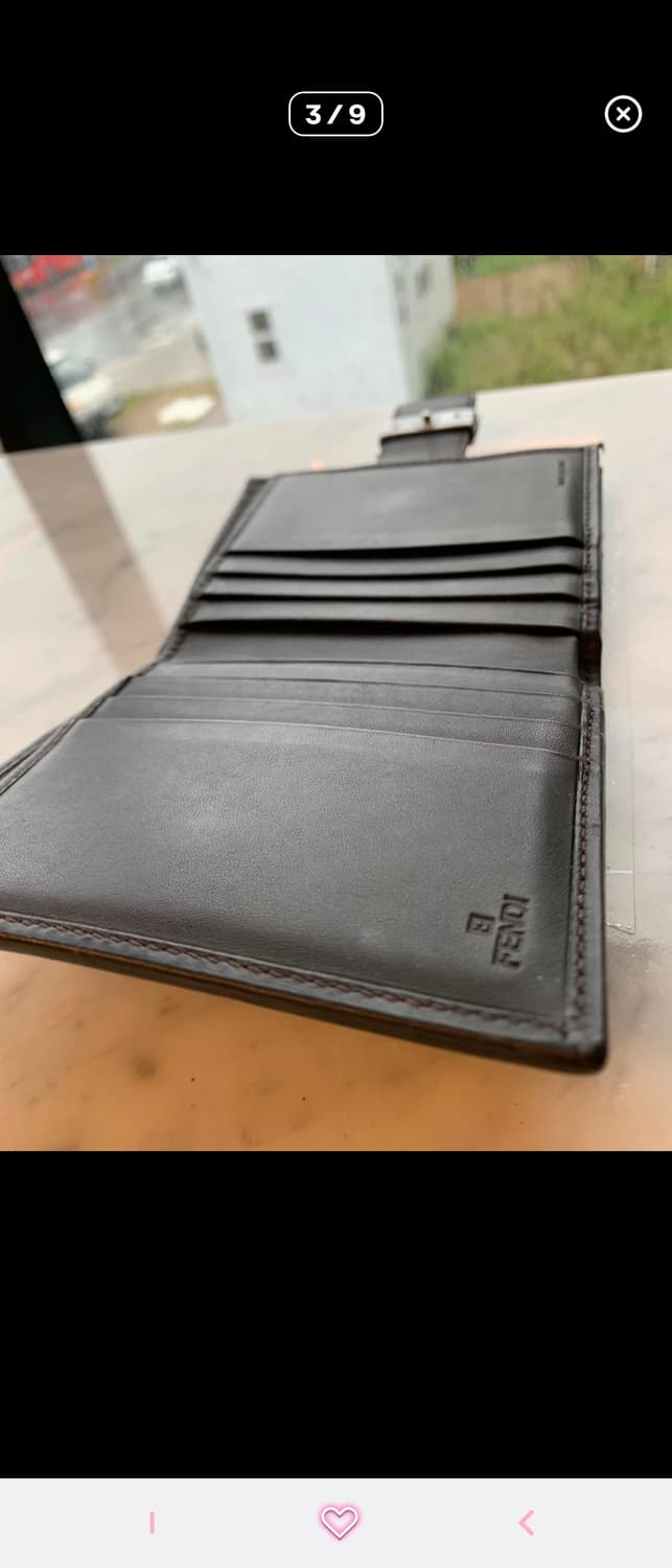 펜디 주카 버클 지갑 상품이미지3