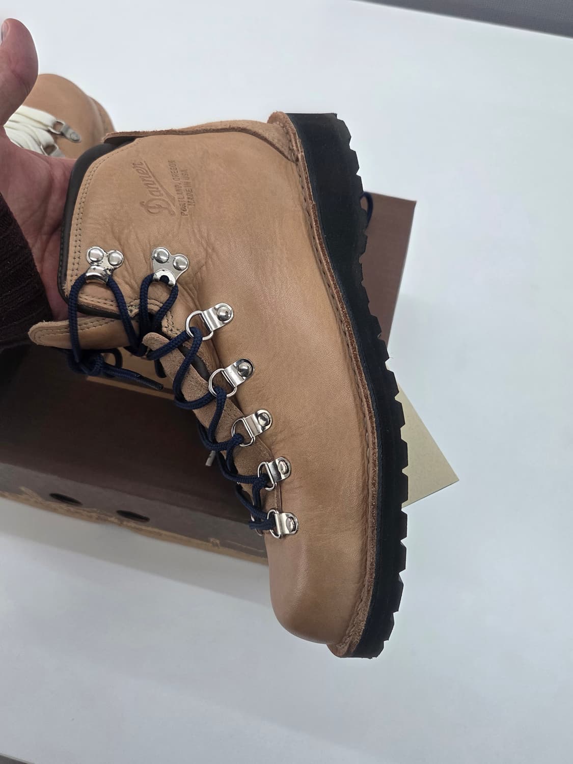 대너 마운틴 패스  270사이즈 상품이미지4