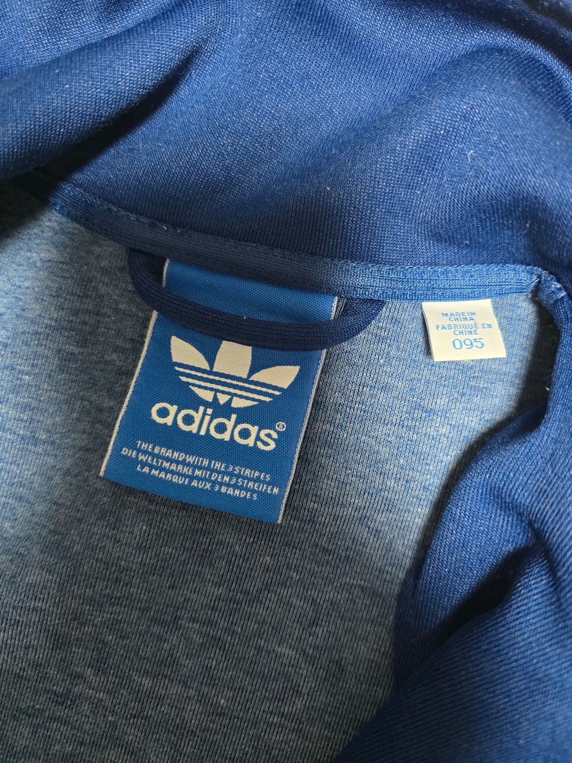 아디다스 빅로고 유로파져지 트랙탑블루 상품이미지2