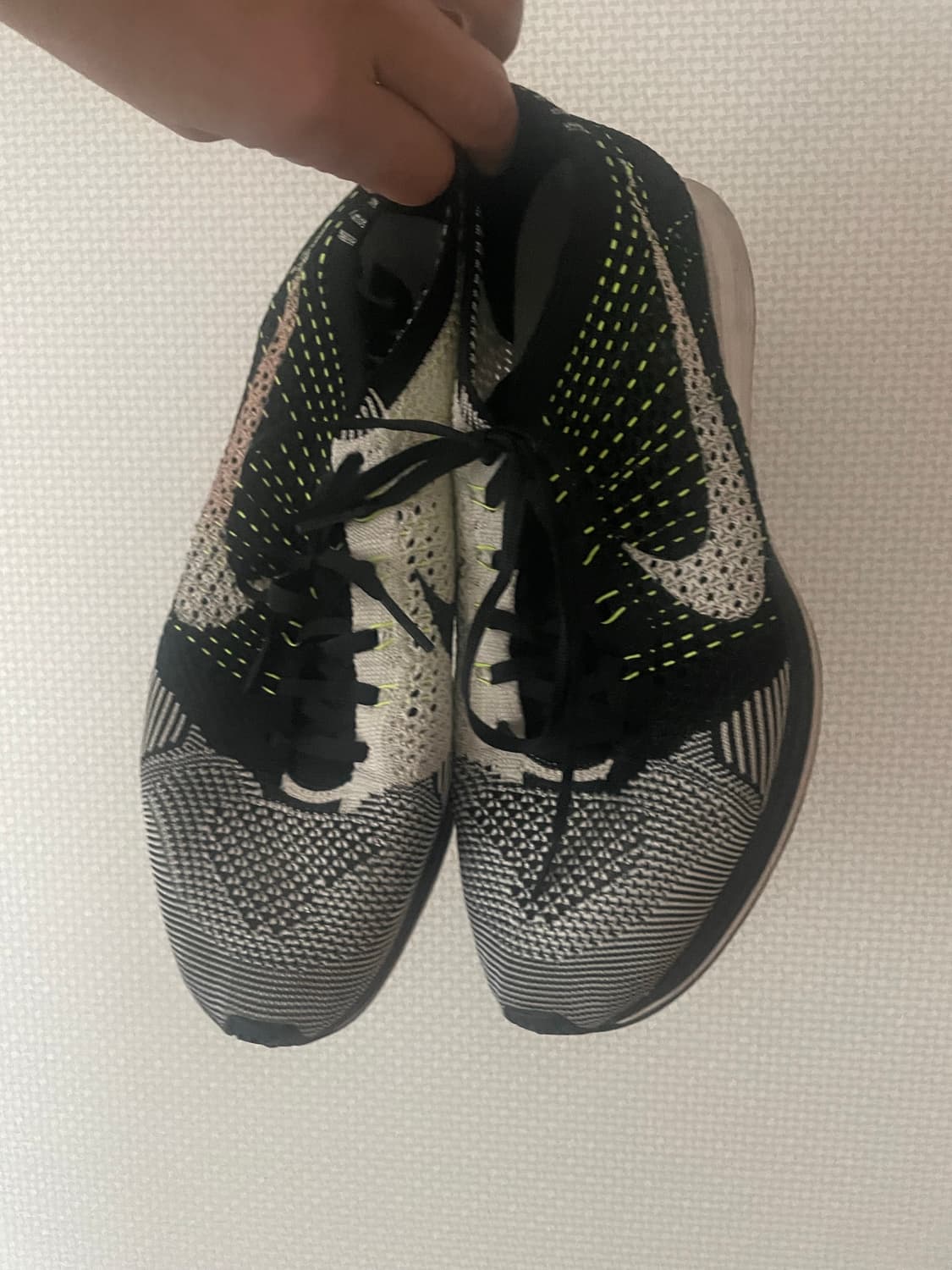 나이키 플라이니트 레이서 285  상품이미지2