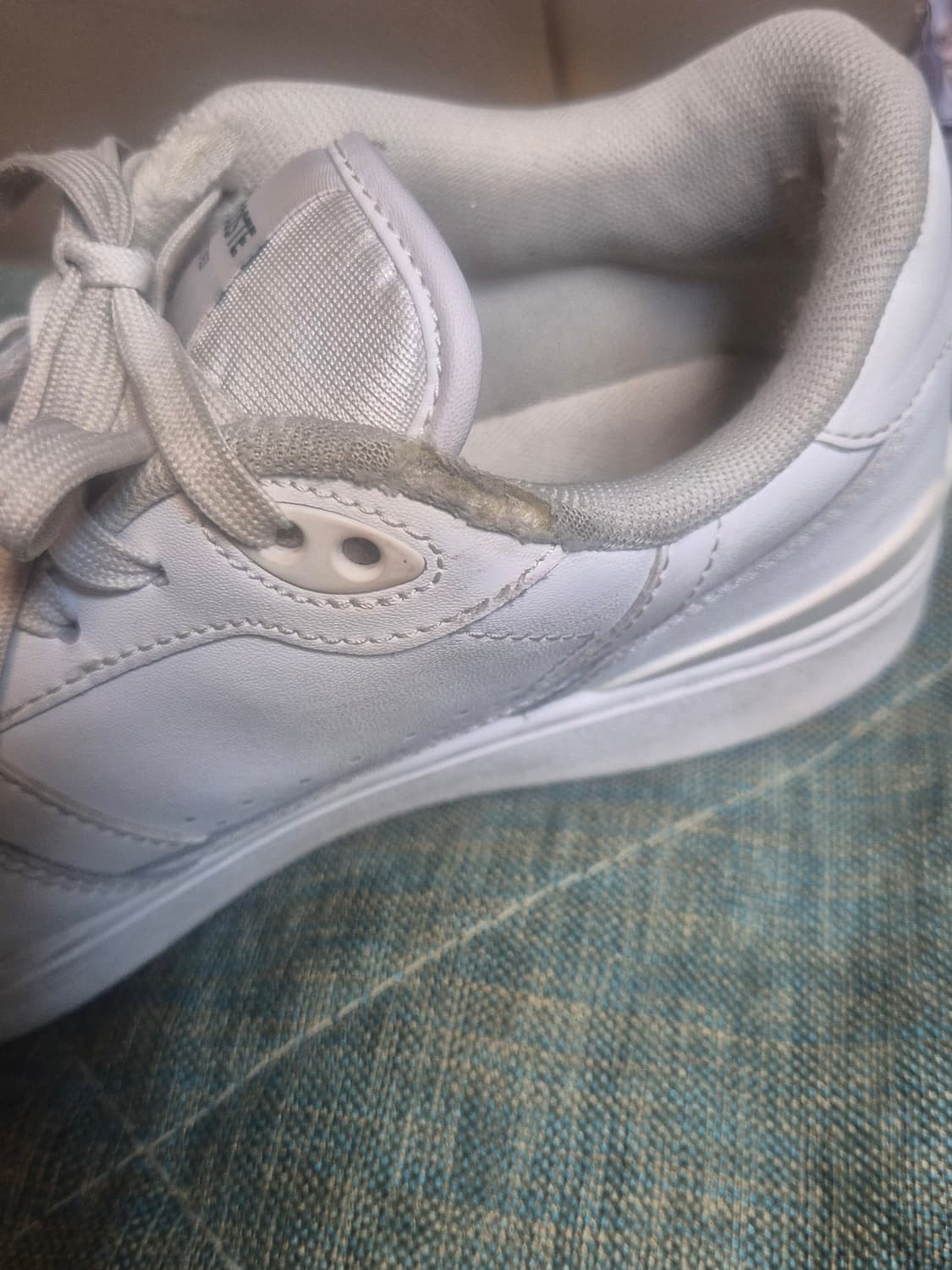 라코스테 T-CLIP 스니커즈  남녀공용 250 상품이미지9