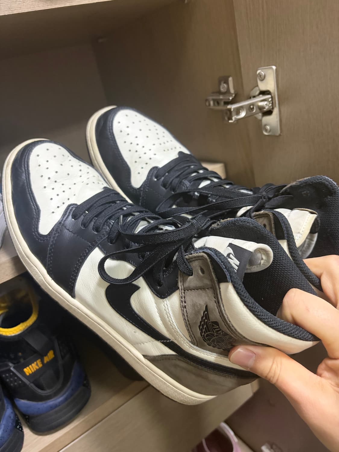 조던1 다크모카 270 상품이미지1