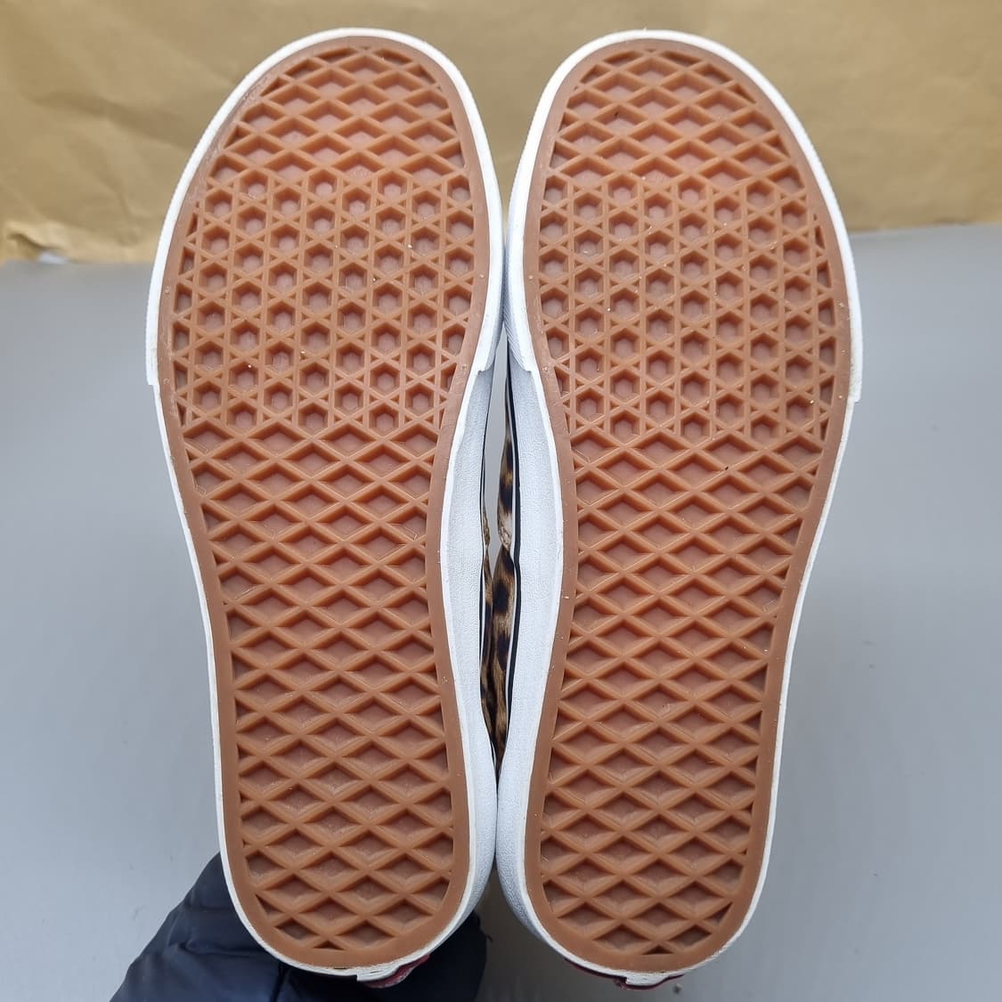 반스 에라 레오파드 여성스니커즈240  상품이미지3