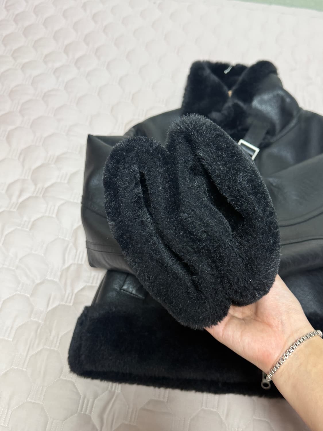 보헤미안서울 무스탕 22fw 상품이미지3