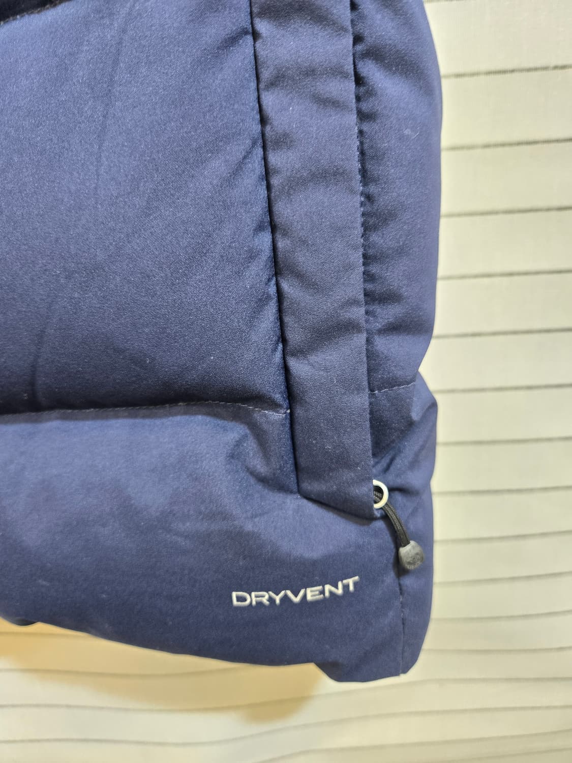 

노스페이스 네이비 패딩 조끼 DRYVENT 상품이미지4