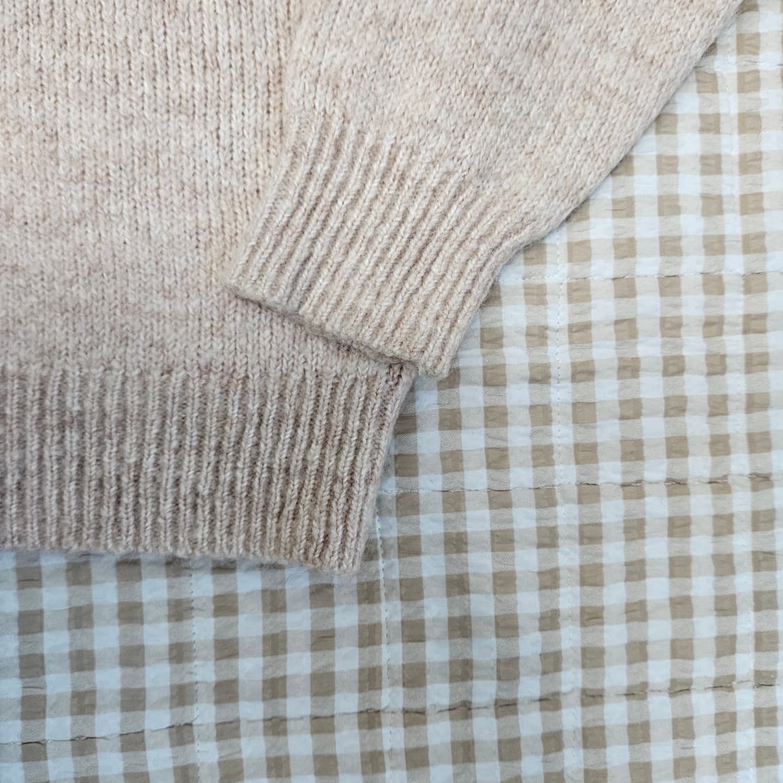 유니클로 모헤어 니트 스웨터 남자100 상품이미지4