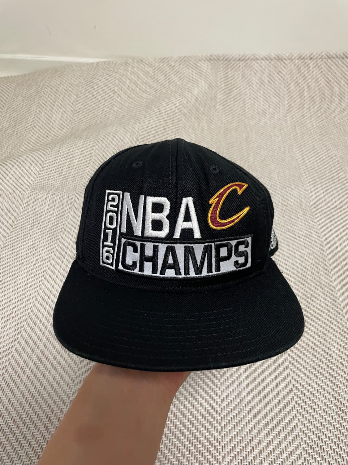 아디다스 x NBA 클리블랜드 캐벌리어스 2016 챔피언십 J03124 상품이미지1