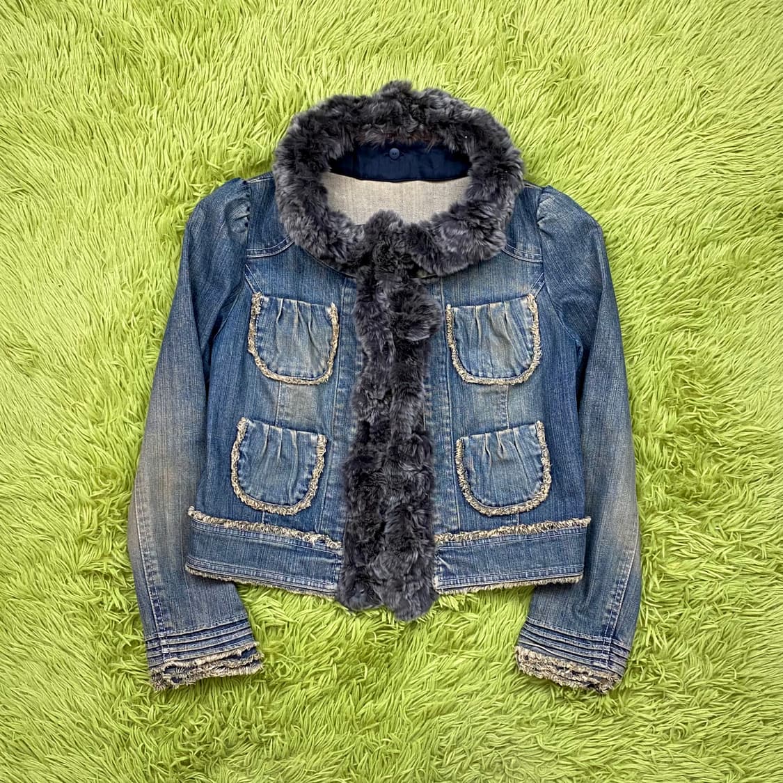 TO BE CHIC 렉서스 래빗 퍼 트리밍 컷 오프 데님 자켓 상품이미지1