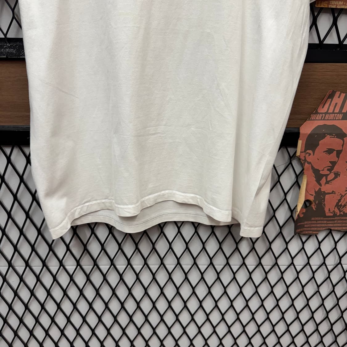 슈프림 클래식 반팔 티셔츠 전면 박스 로고 포인트 화이트 상품이미지4