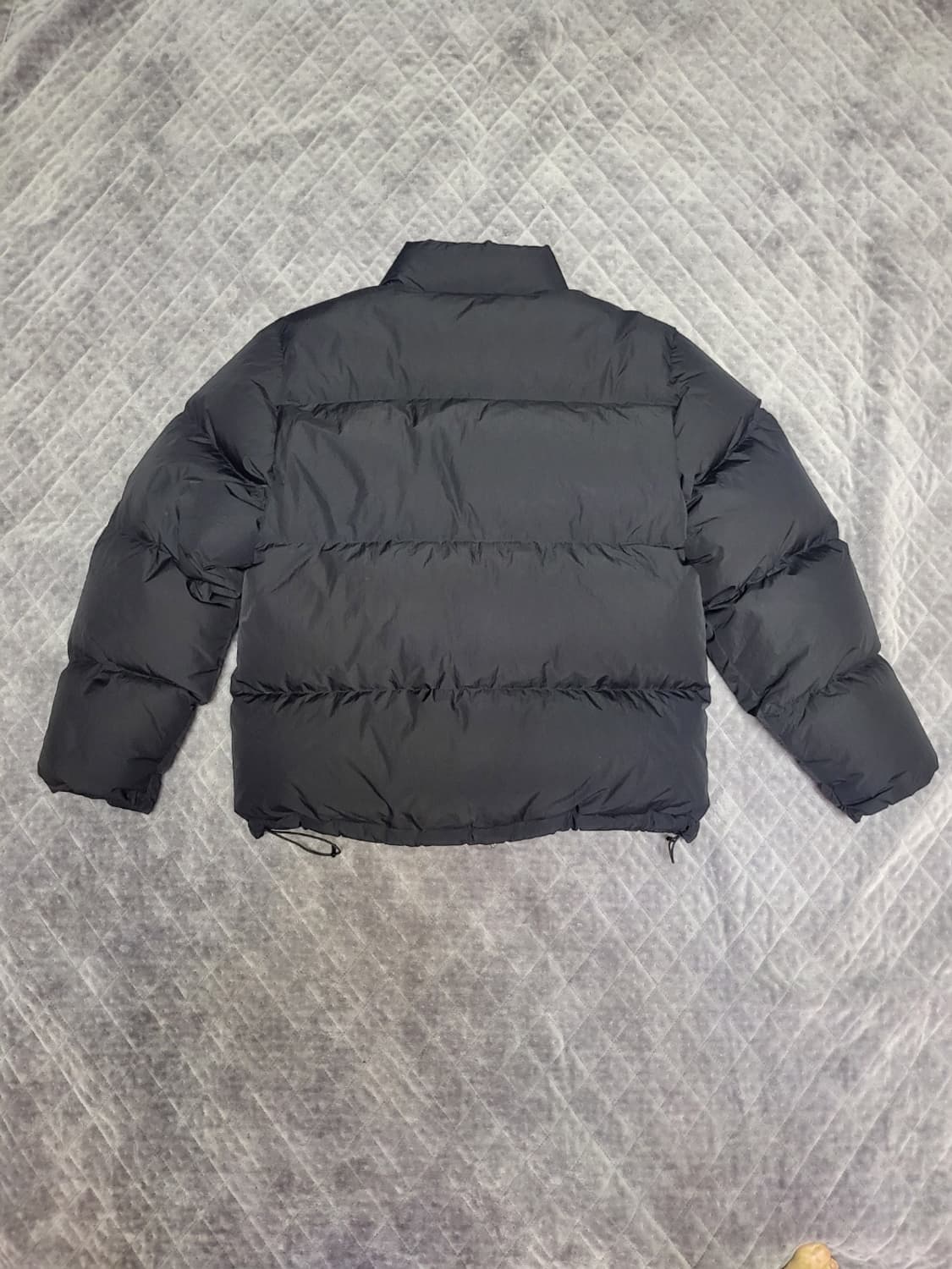 스투시 다운퍼퍼 나일론 블랙(m사이즈) 상품이미지2