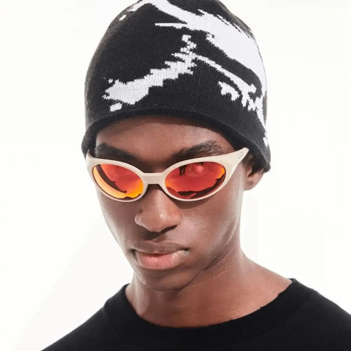 오클리x피에트 마스크 모드 스컬 더블 페이스 비니 상품이미지2
