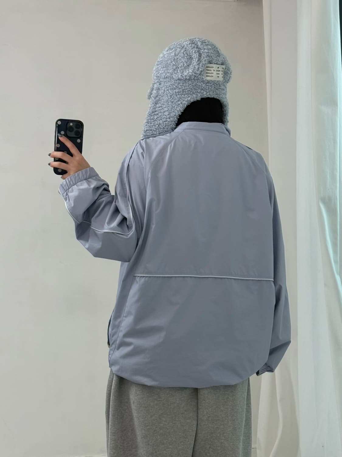 아디다스 시나모롤 오버핏 바람막이 상품이미지4