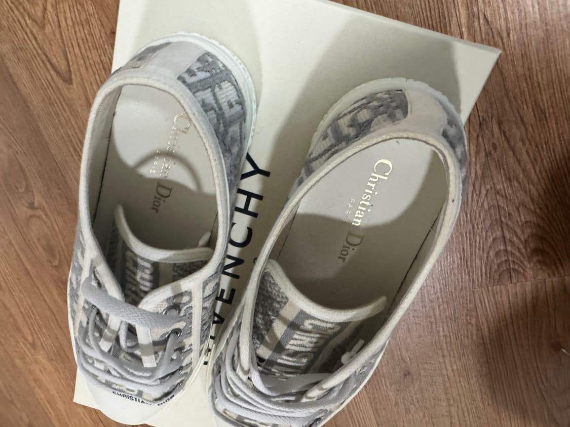 디올 오블리크 자수 스니커즈 상품이미지4