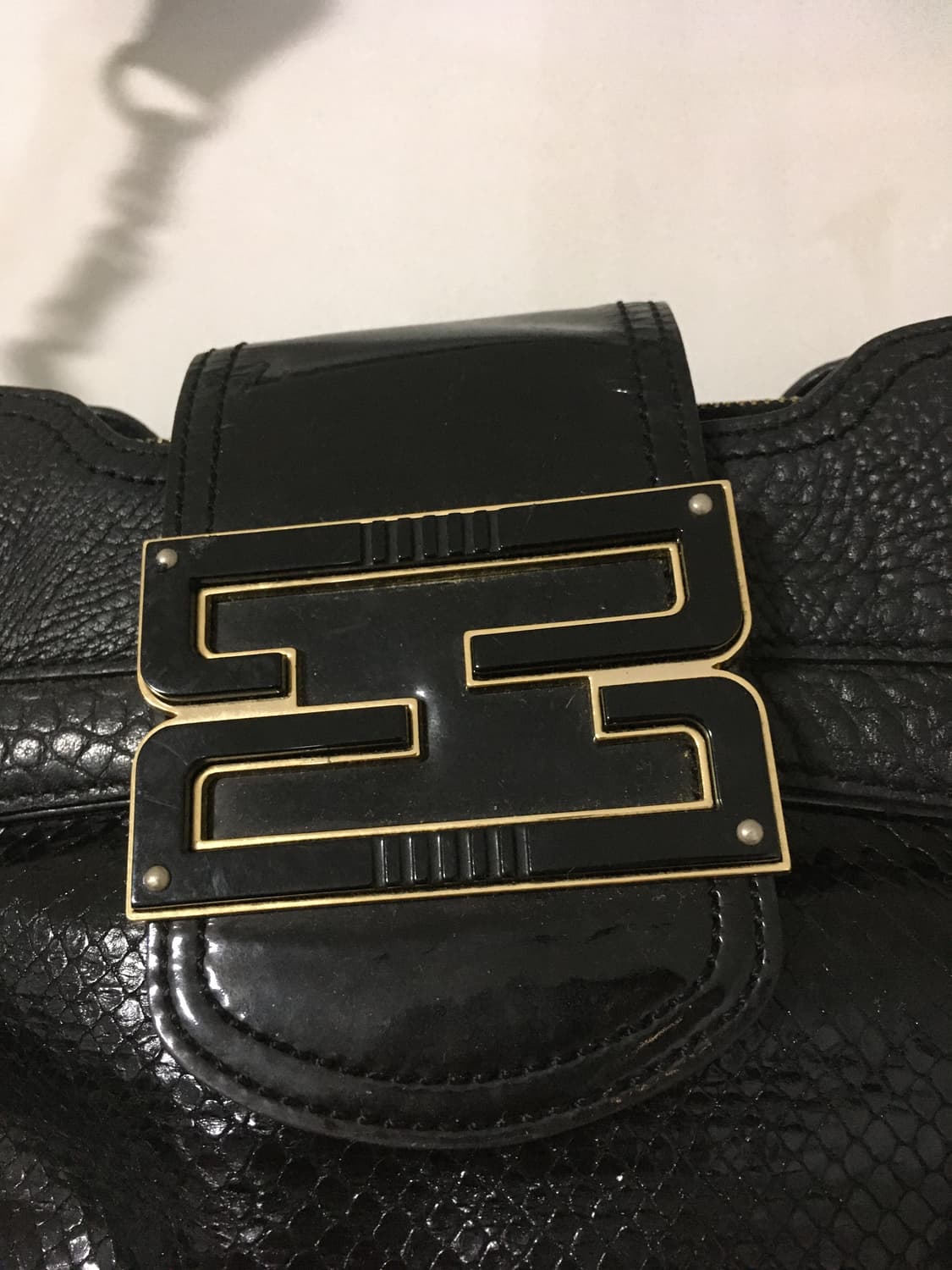 닥스 검정 가죽 숄더백 상품이미지3