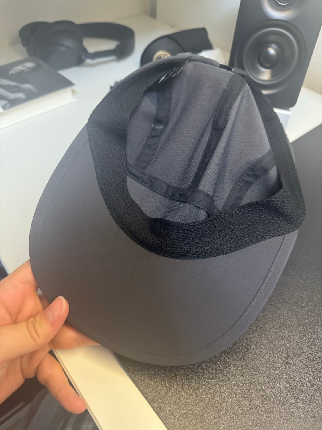 고요웨어 스트레치 5패널 로고캡 다크그레이 상품이미지3