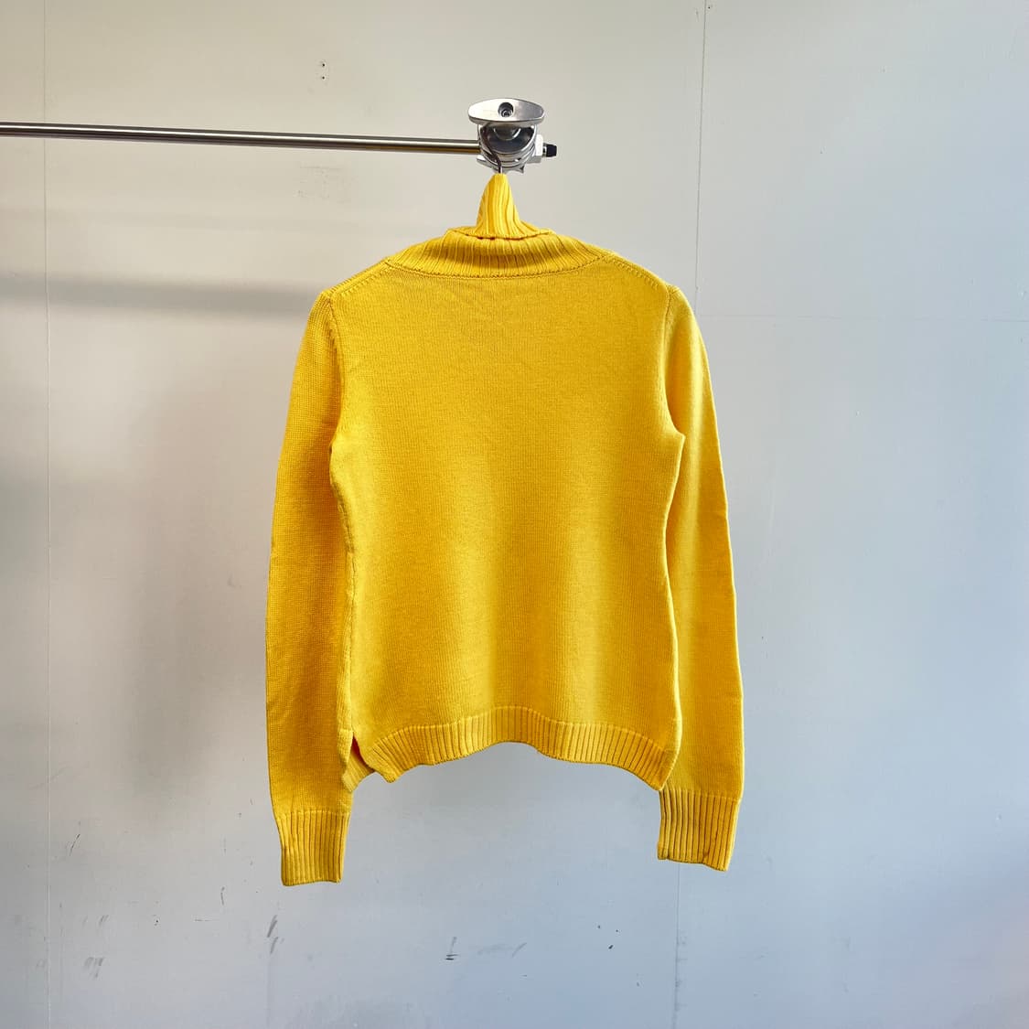 버버리 로고 목폴라 니트 상품이미지2