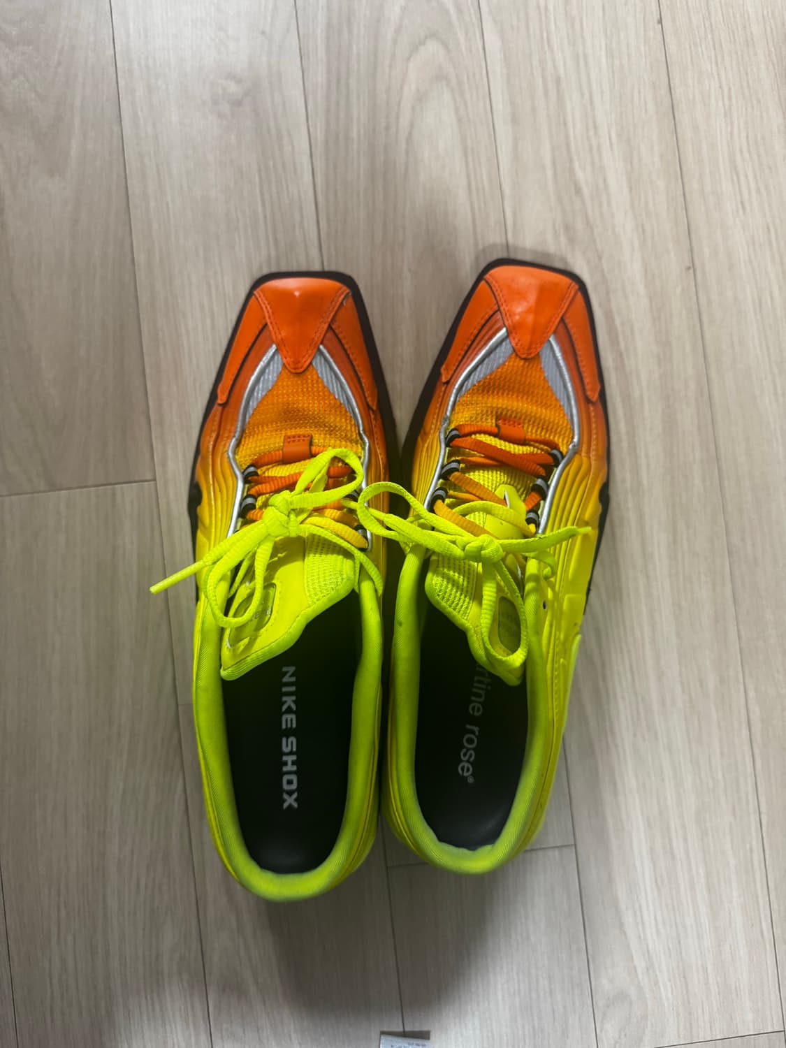 나이키 샥스 X 마틴로즈 상품이미지3