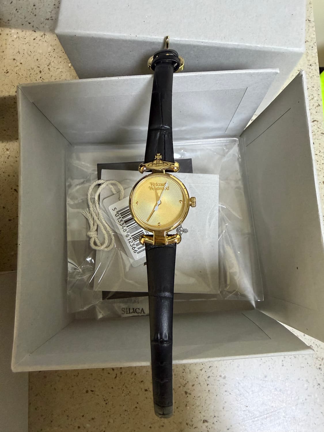 비비안웨스트우드 시계 가죽시계 블랙 풀박스 상품이미지6