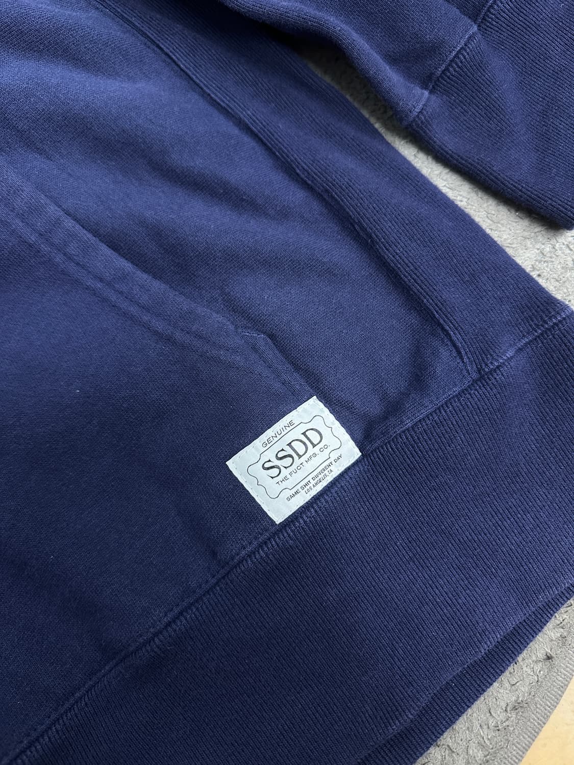 FUCT SSDD 바 로고 후디 L 상품이미지5