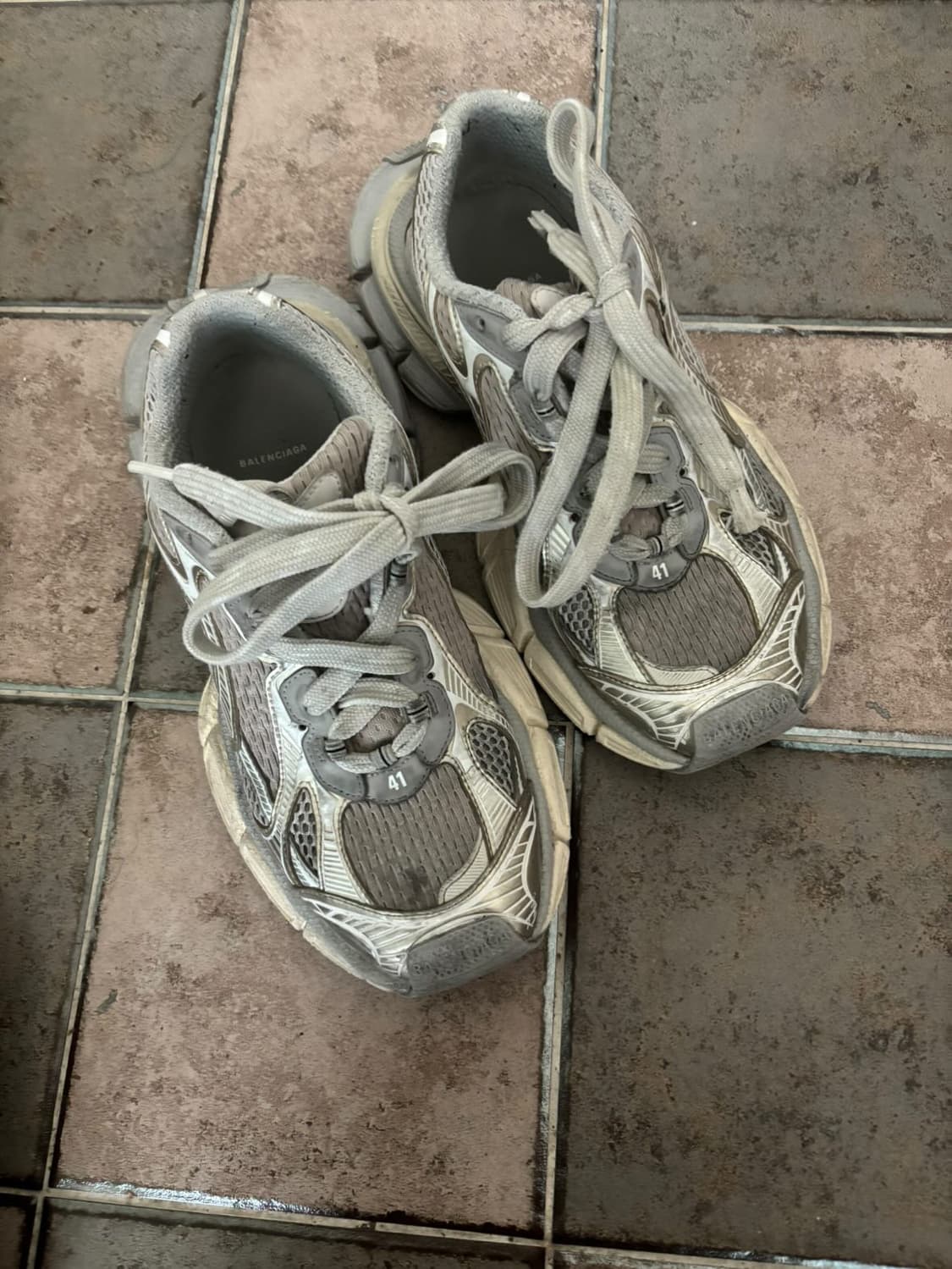 발렌시아가 3xl 41 사이즈 급처 상품이미지3